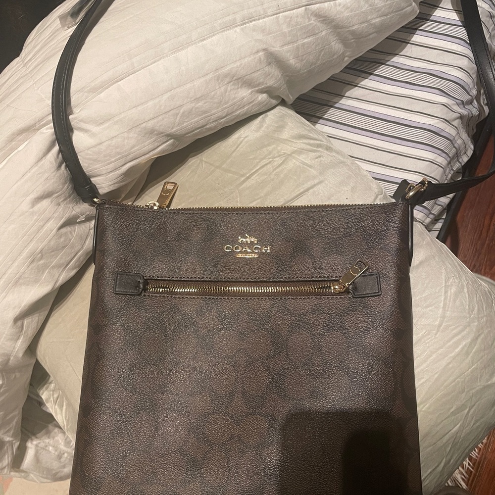 Authentic coach crossbody bag